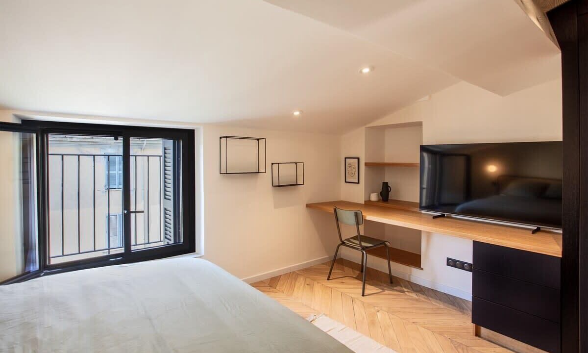 Photo of Bedroom in Bastia