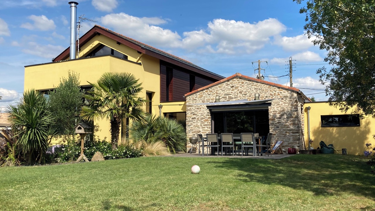 Photo of Outdoor in Coueron