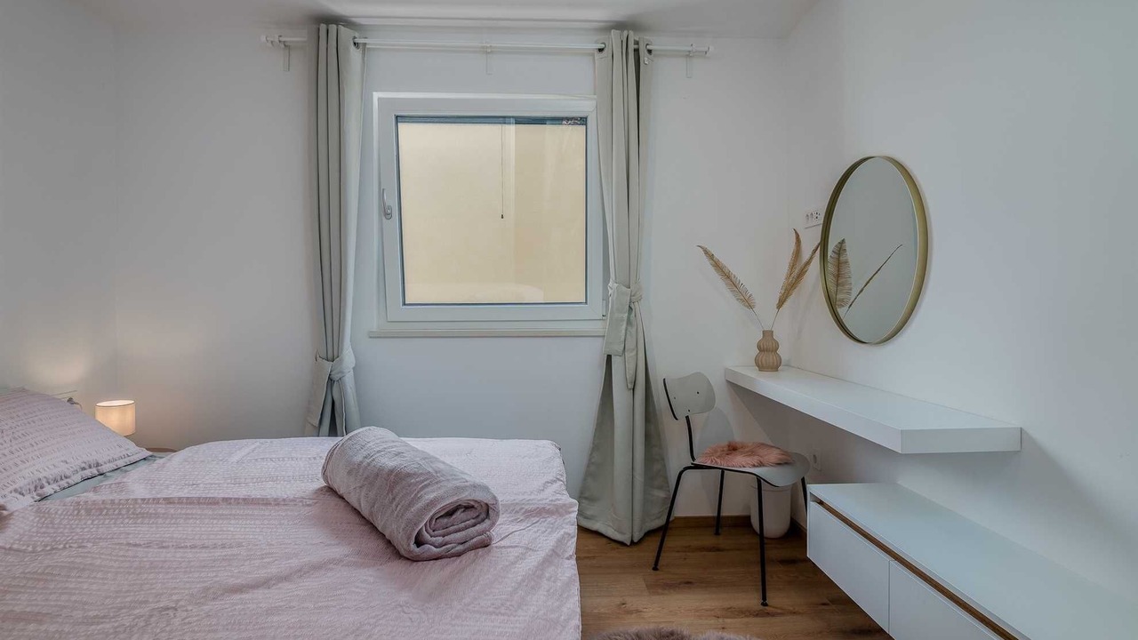 Photo of Bedroom in Vantacici