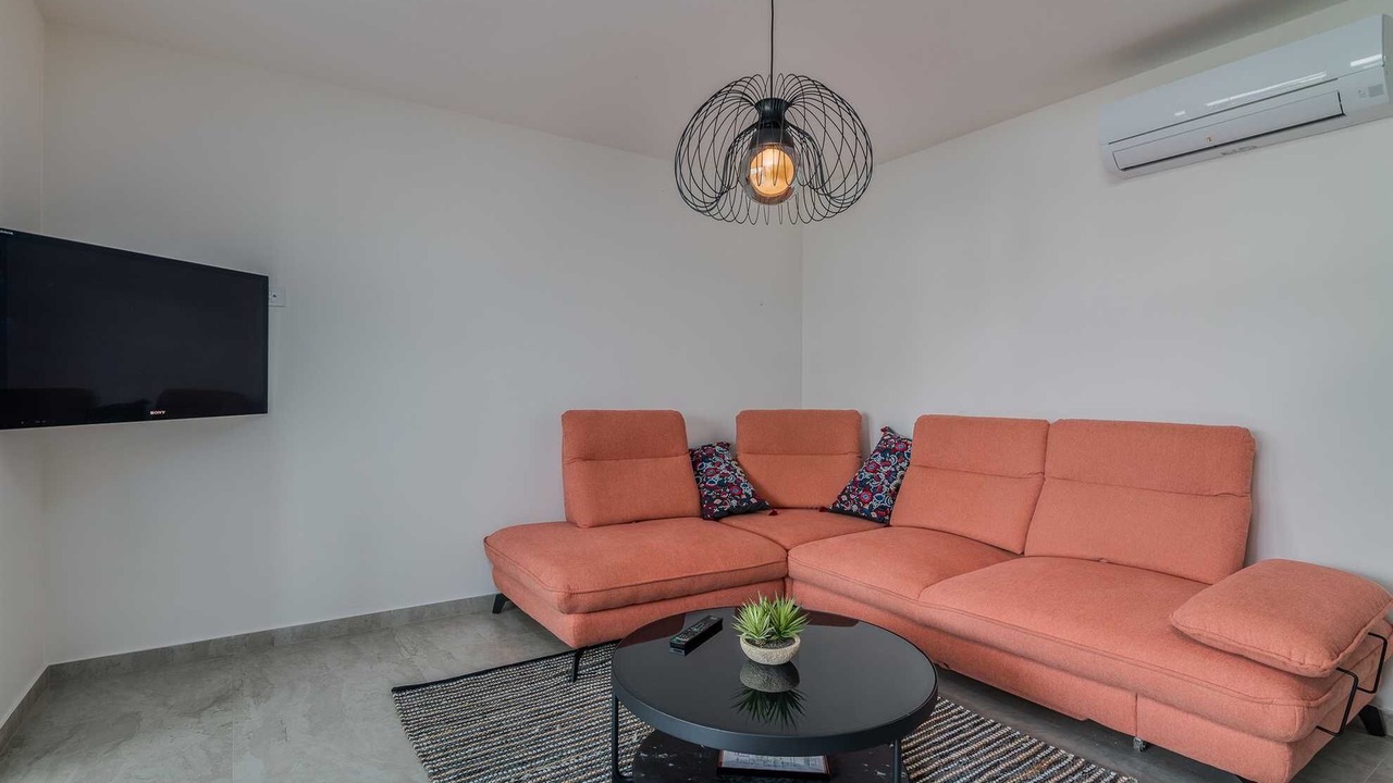 Photo of Livingroom in Vantacici