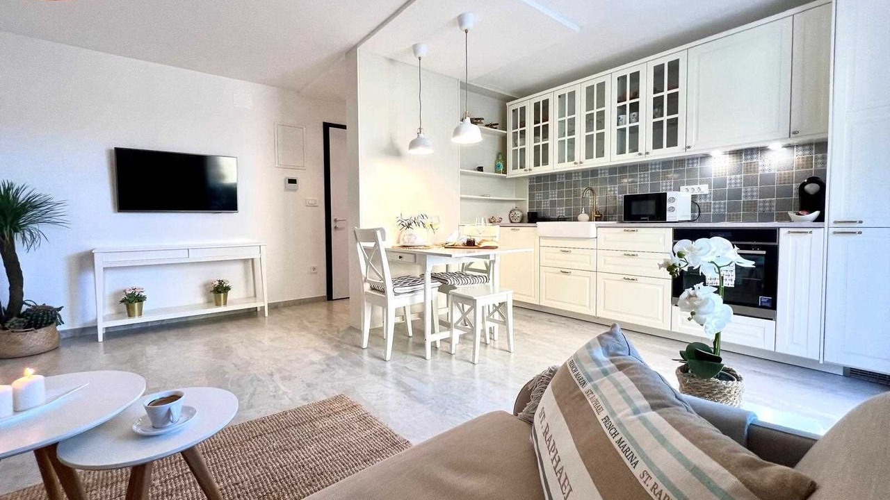 Photo of Livingroom in Vantacici