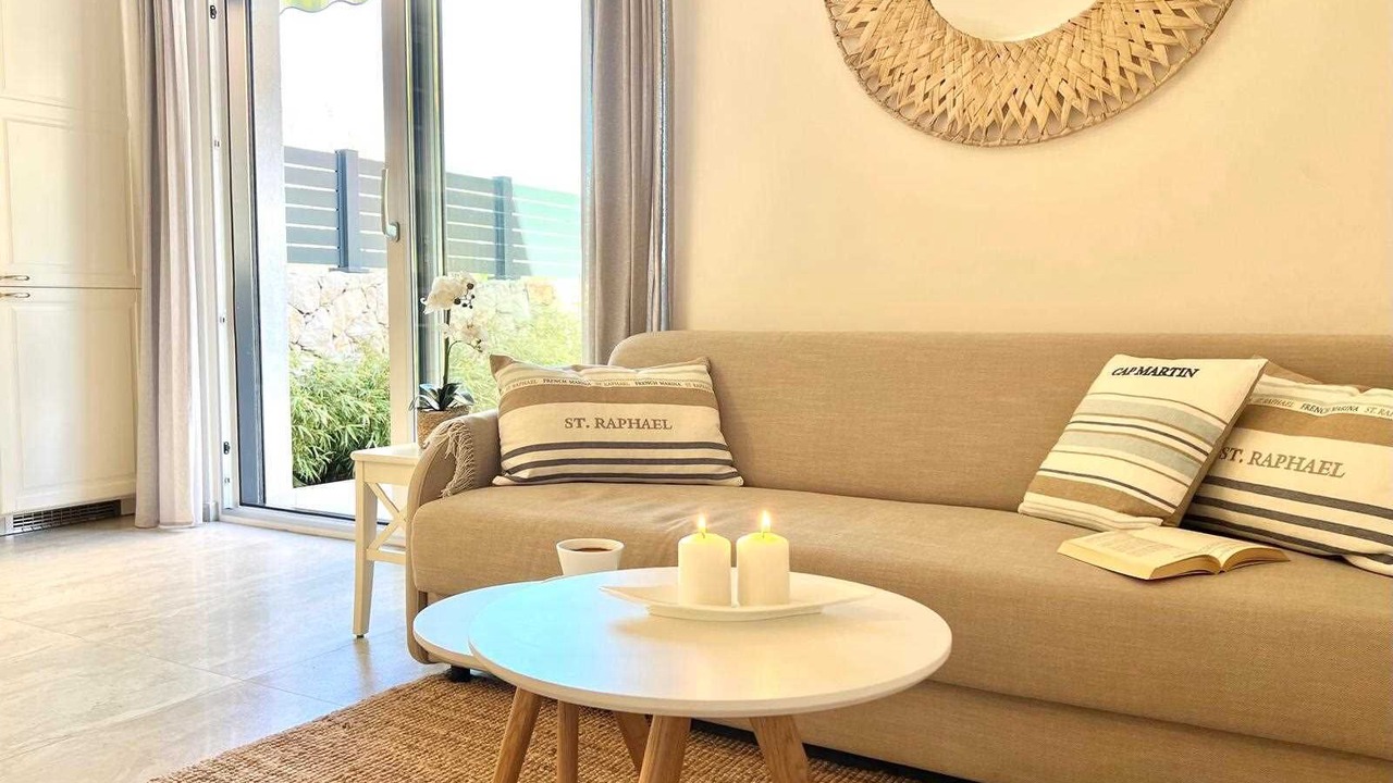 Photo of Livingroom in Vantacici