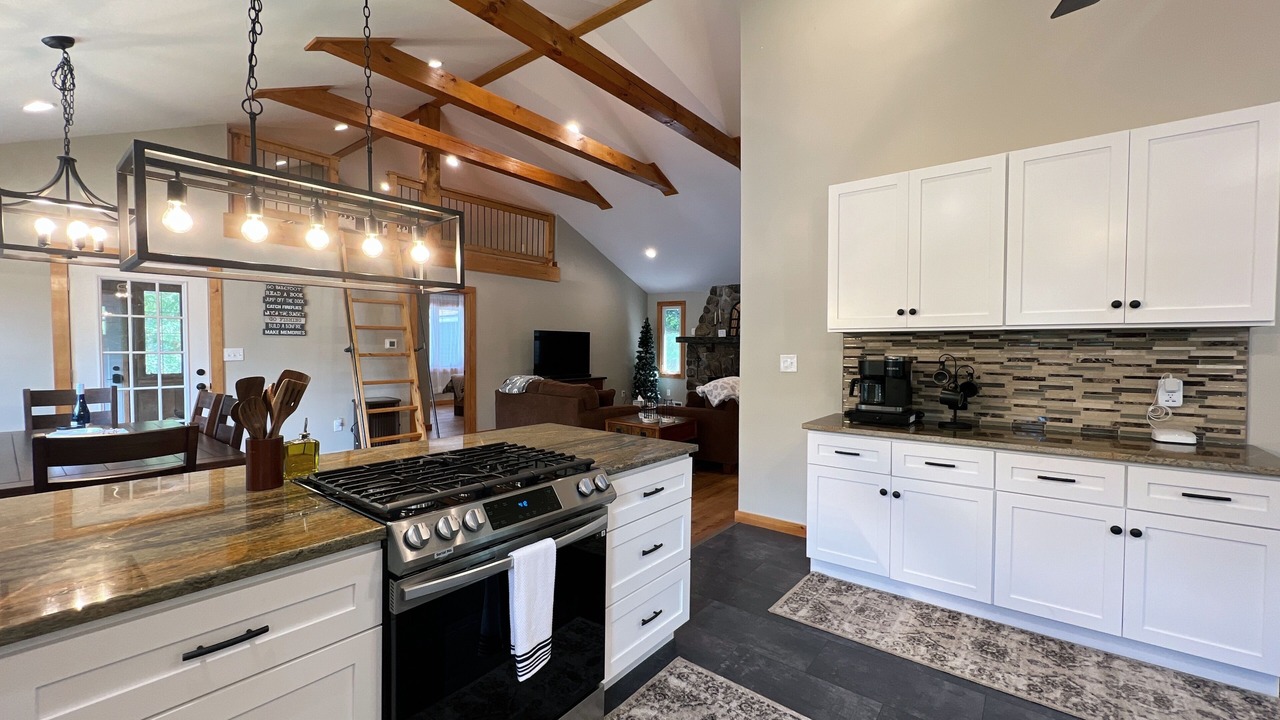 Photo of Kitchen in Greentown
