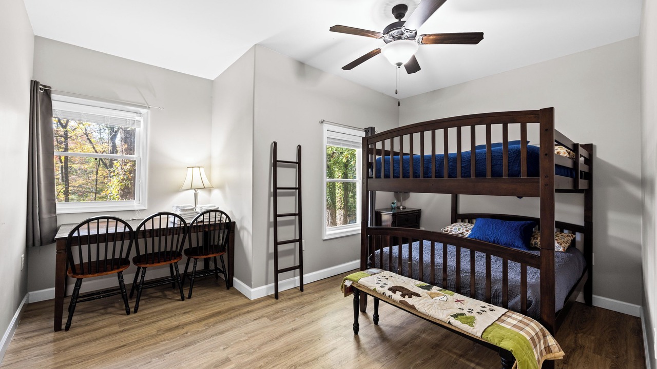 Photo of Bedroom in Haywood