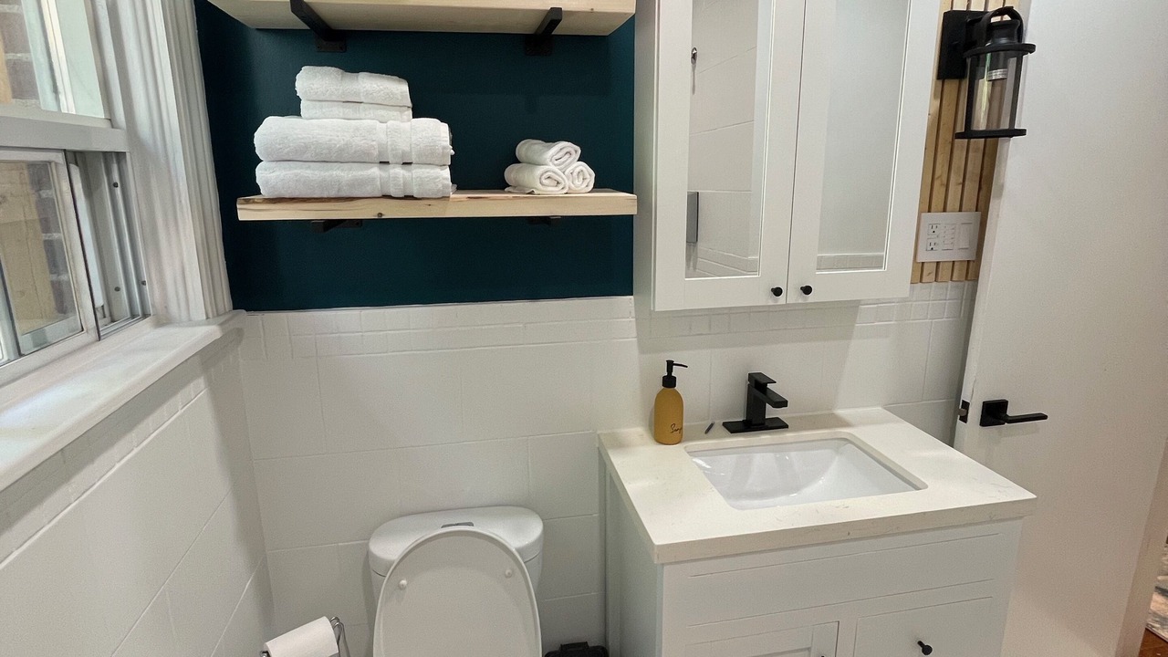 Photo of Bathroom in Newtonbrook