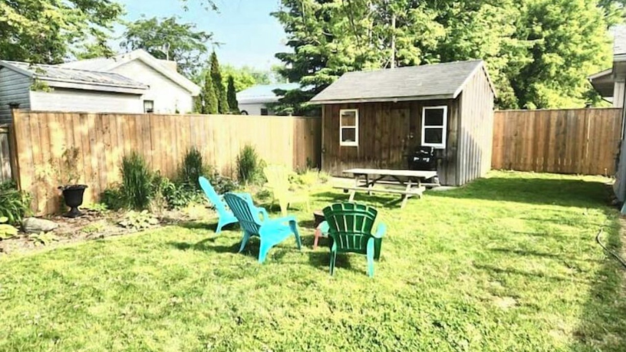 Photo of Outdoor in Brights Grove