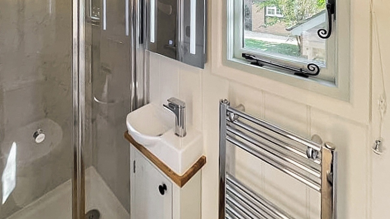 Photo of Bathroom in Netheravon