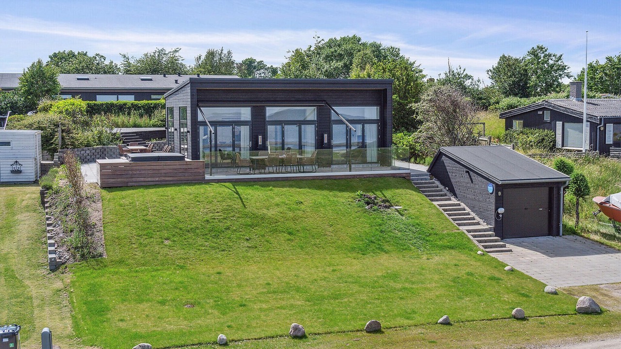 Photo of Others in Saksild Strand