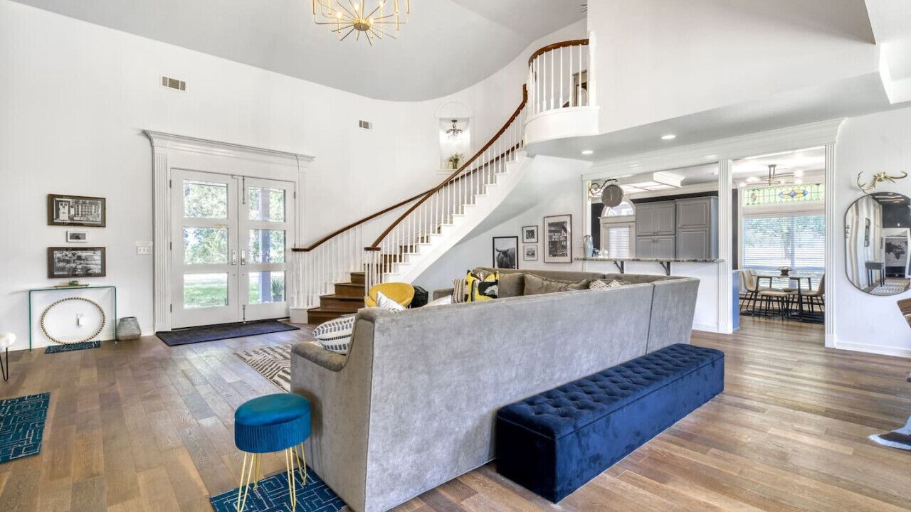 Photo of Livingroom in Ledbetter