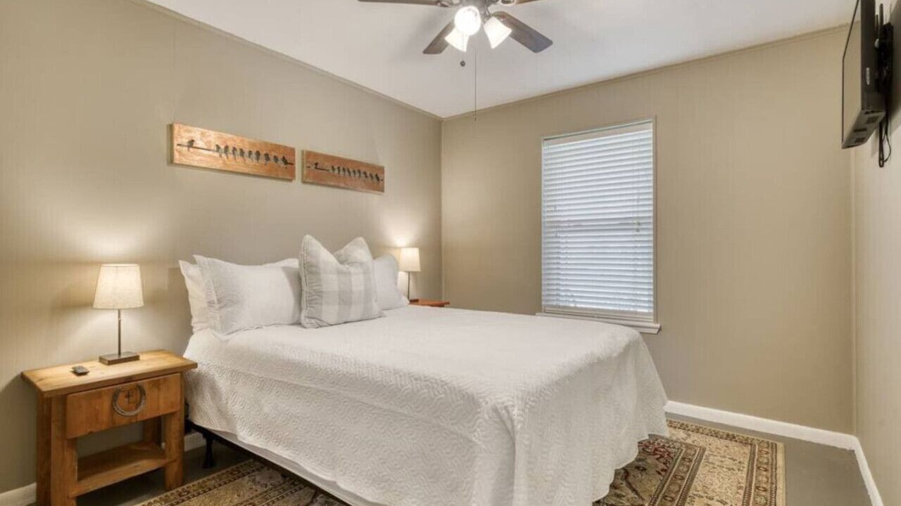 Photo of Bedroom in Lissie