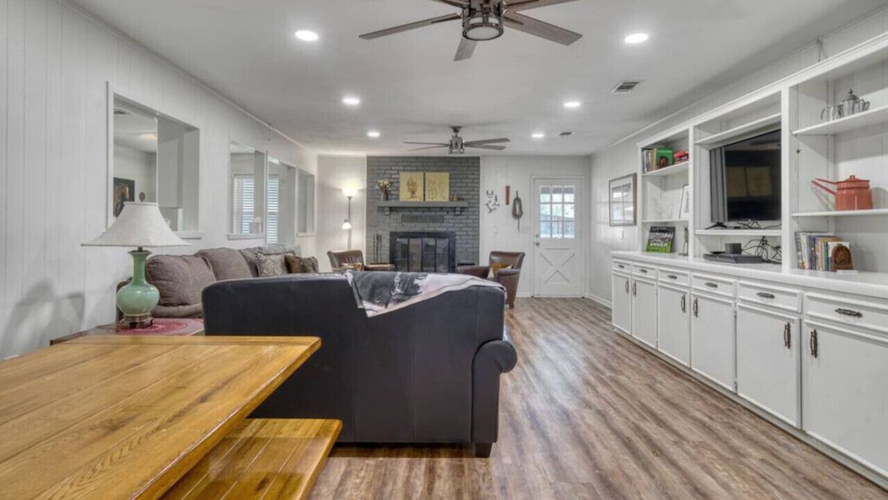 Photo of Livingroom in Lissie