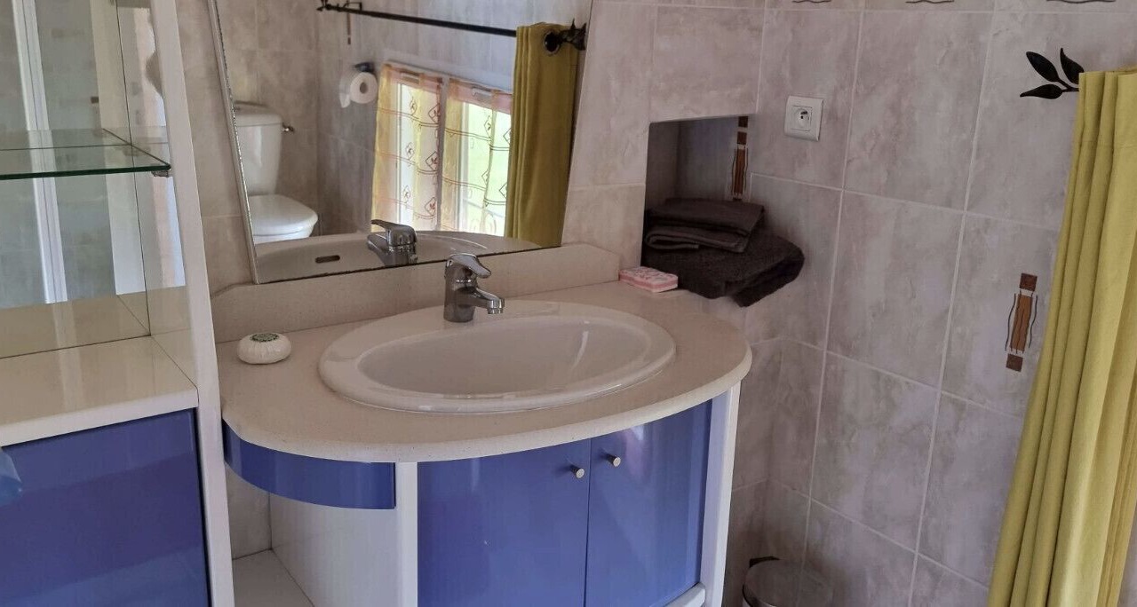 Photo of Bathroom in Marcilly