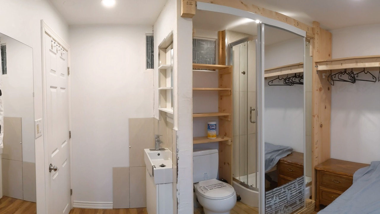 Photo of Bedroom in Richmond Hill