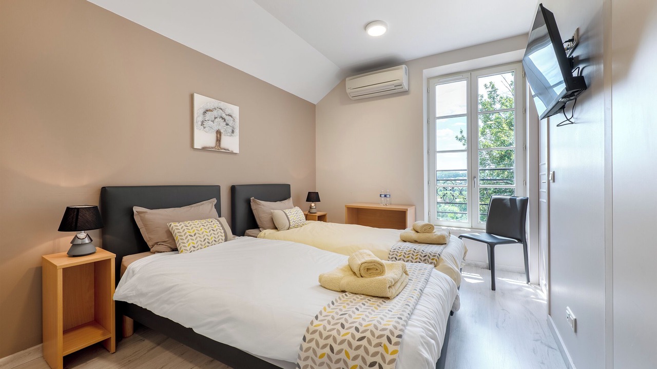 Photo of Bedroom in Carmaux