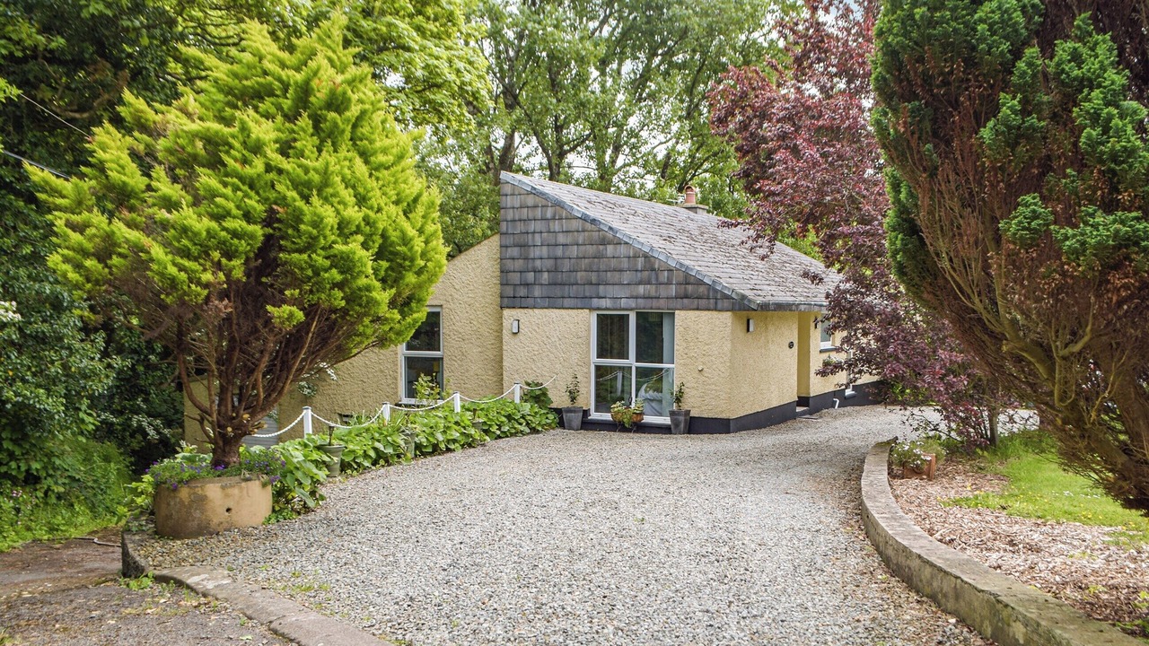 Photo of Others in Cosheston