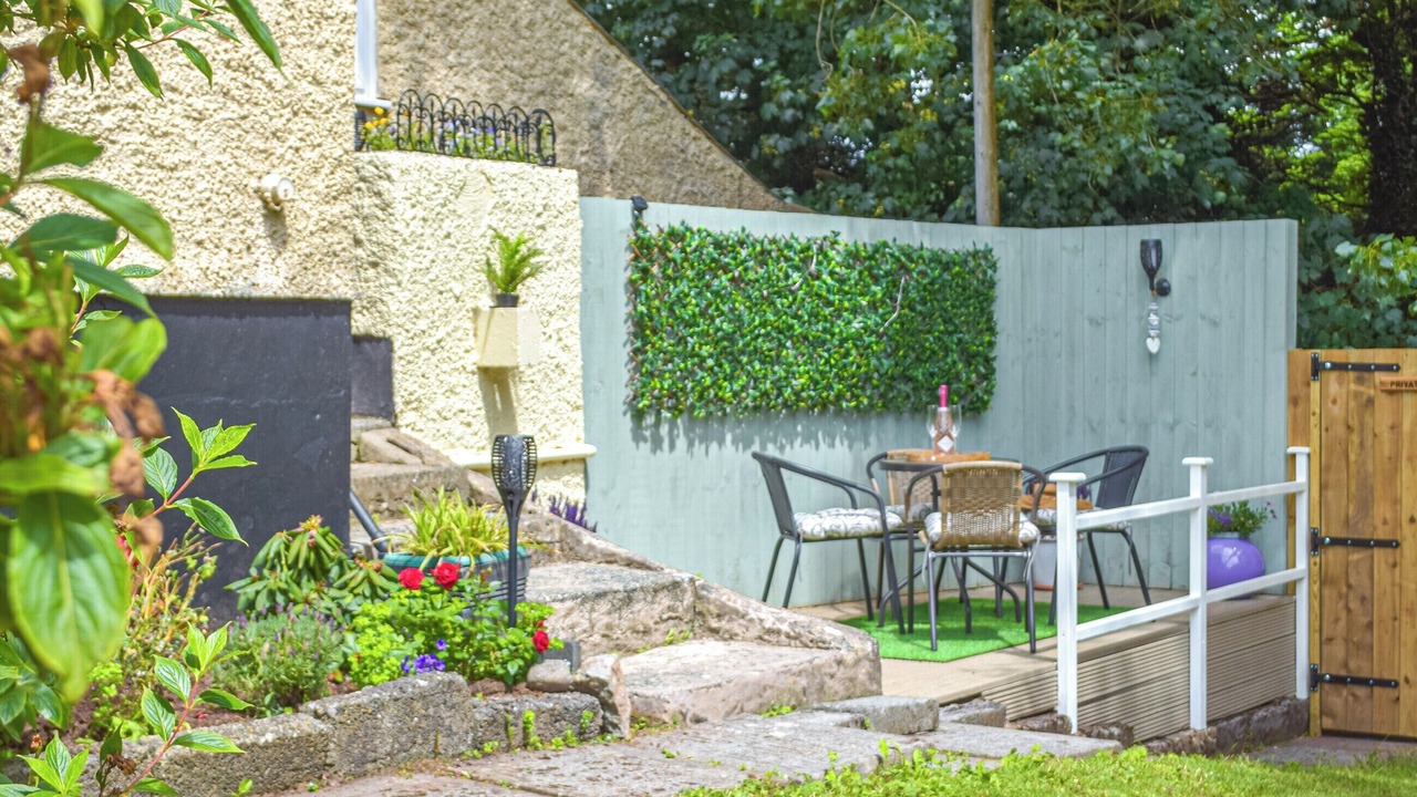 Photo of Others in Cosheston