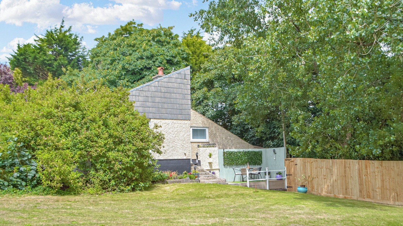 Photo of Outdoor in Cosheston