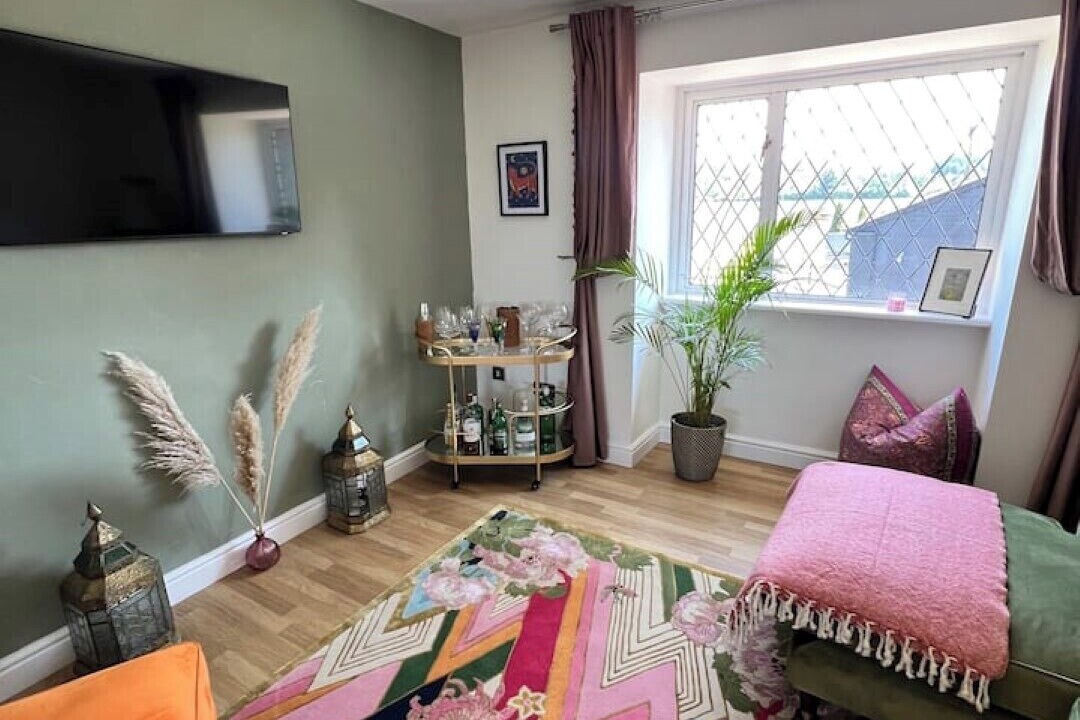 Photo of Others in Fifield