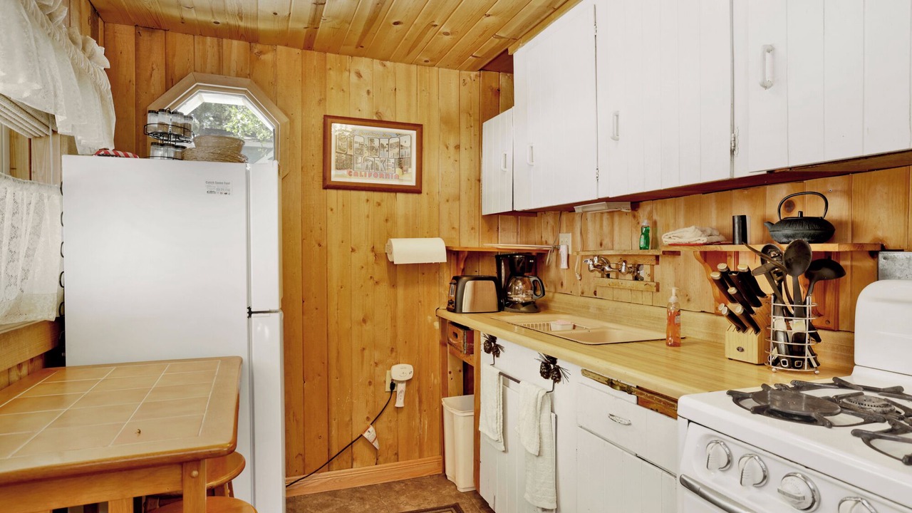 Photo of Kitchen in Summit Estates