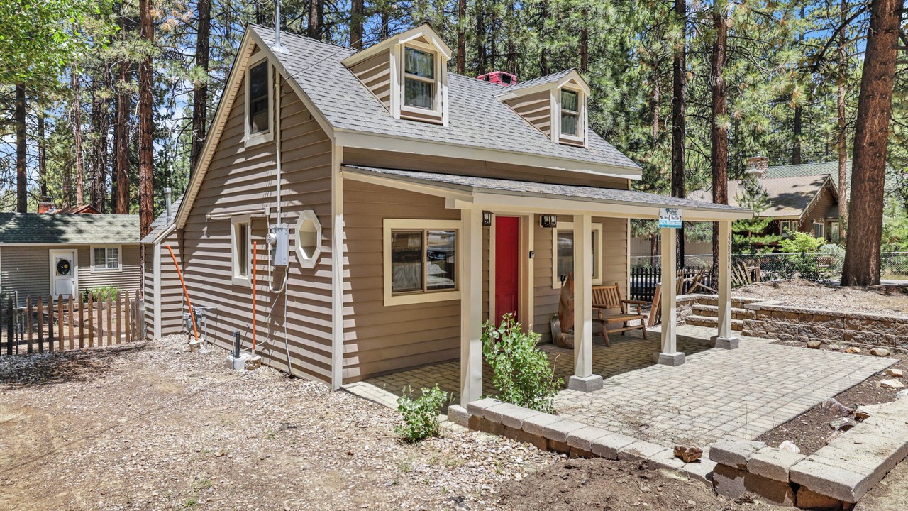 Photo of Outdoor in Summit Estates