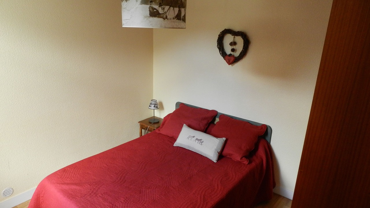 Photo of Bedroom in Esquieze-Sere