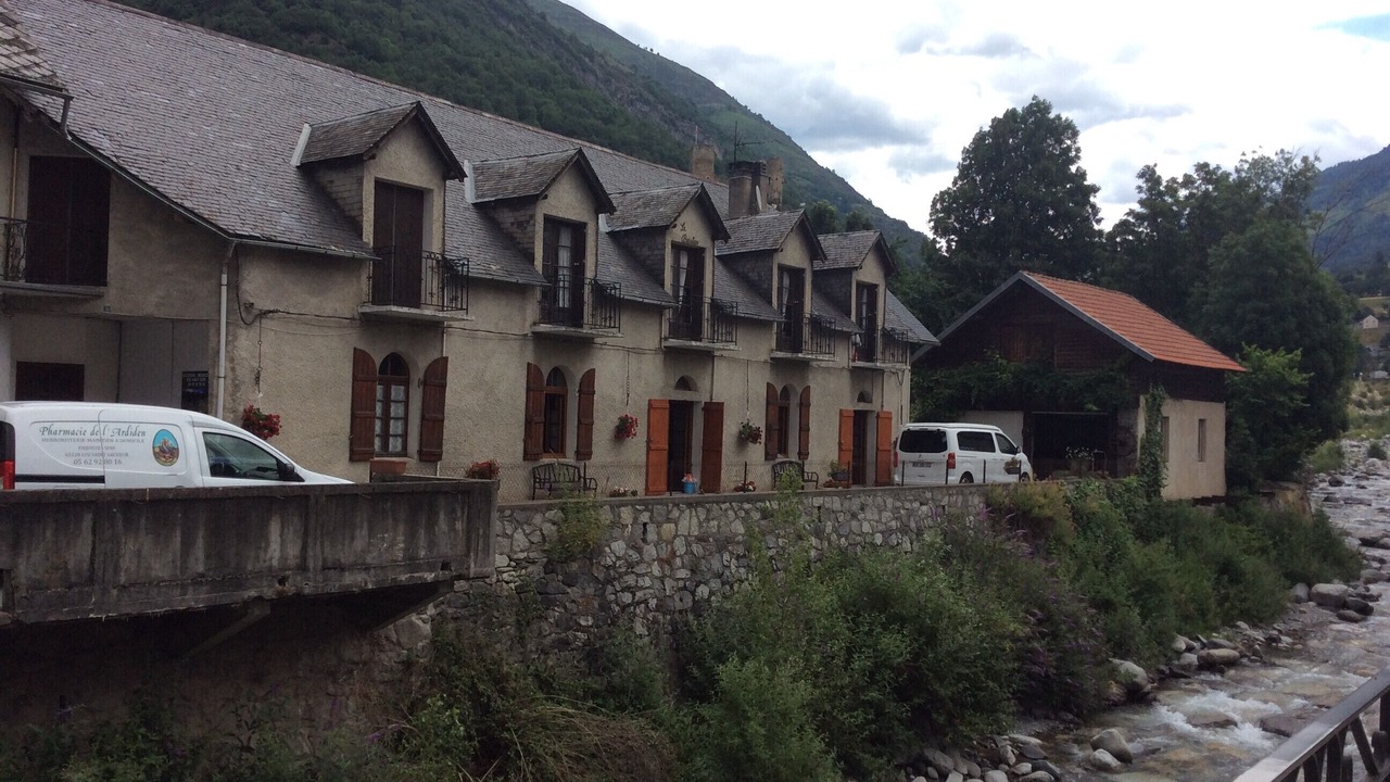 Photo of Outdoor in Esquieze-Sere
