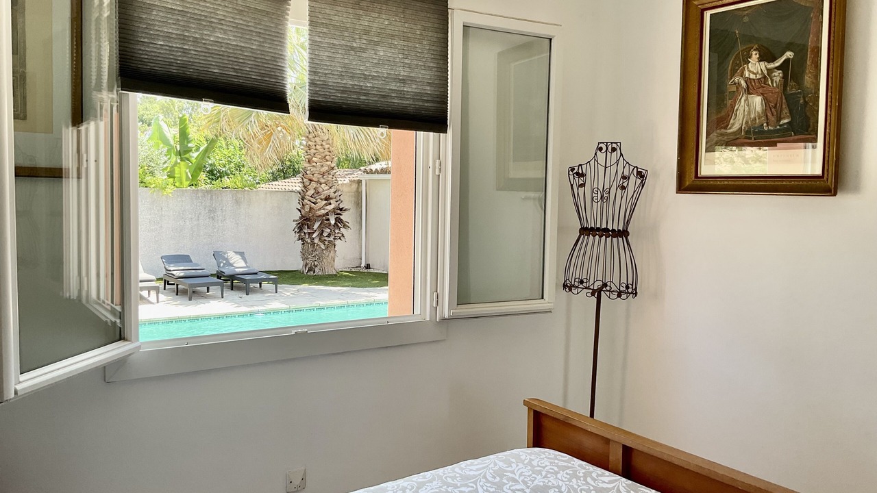 Photo of Bedroom in Saturargues