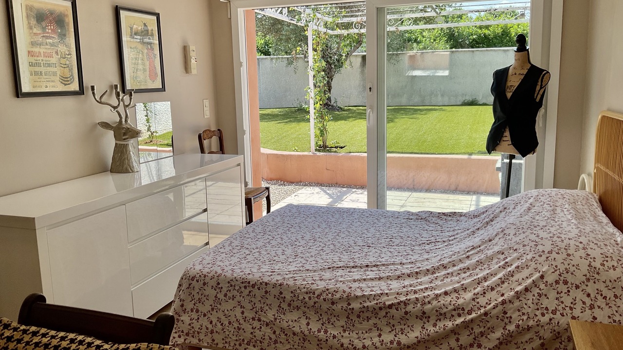 Photo of Bedroom in Saturargues
