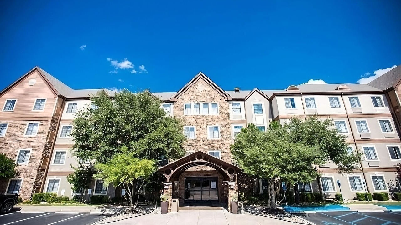 Photo of Outdoor in Gateway
