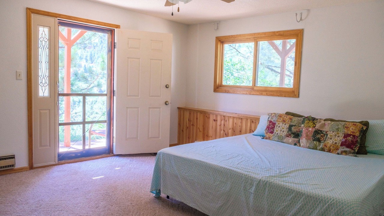 Photo of Bedroom in Green Mountain Falls