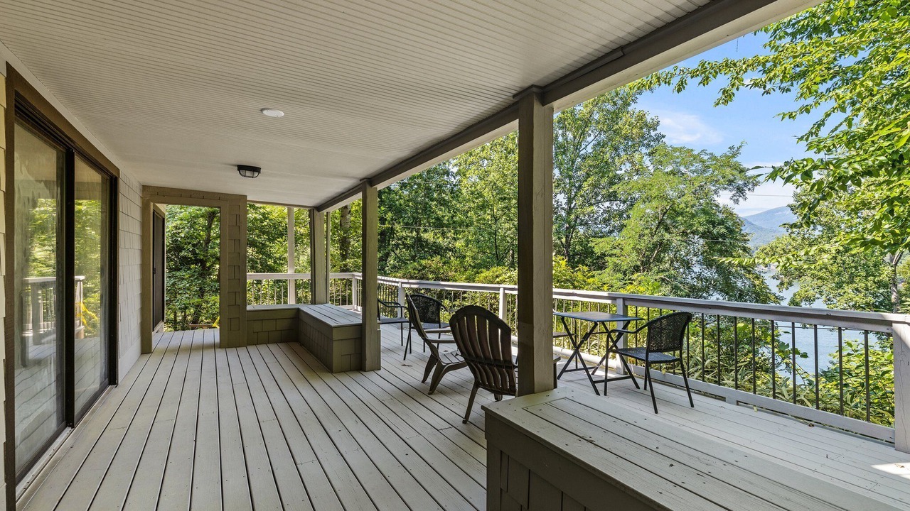 Photo of Outdoor in Lake Lure