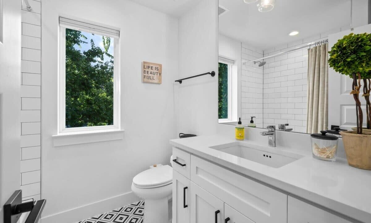 Photo of Bathroom in Cherrywood