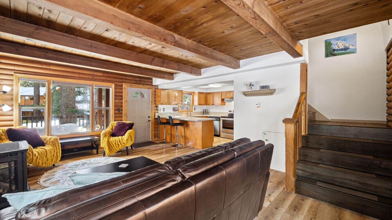 Photo of Livingroom in Tahoe Vista