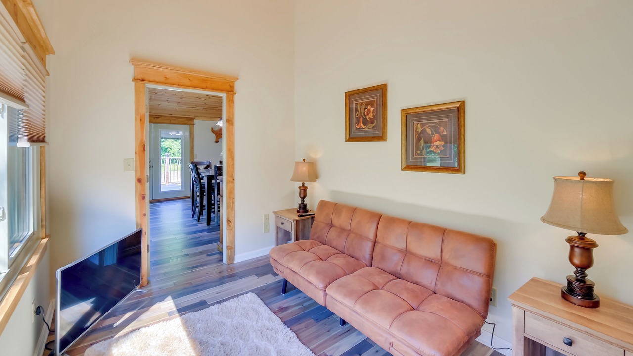 Photo of Livingroom in Champion