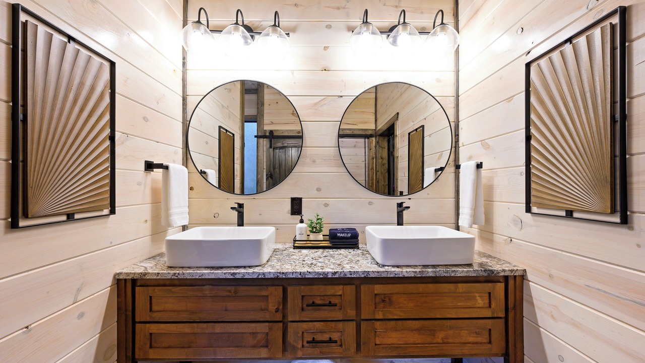 Photo of Bathroom in Pickens