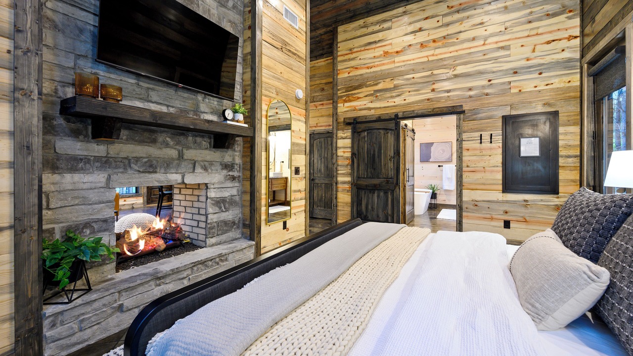 Photo of Bedroom in Pickens