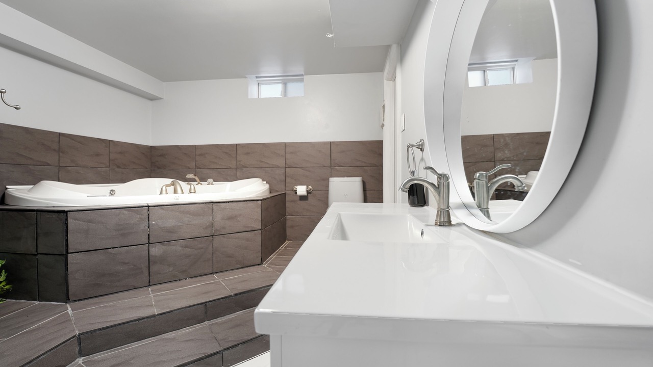 Photo of Bathroom in Richmond Hill