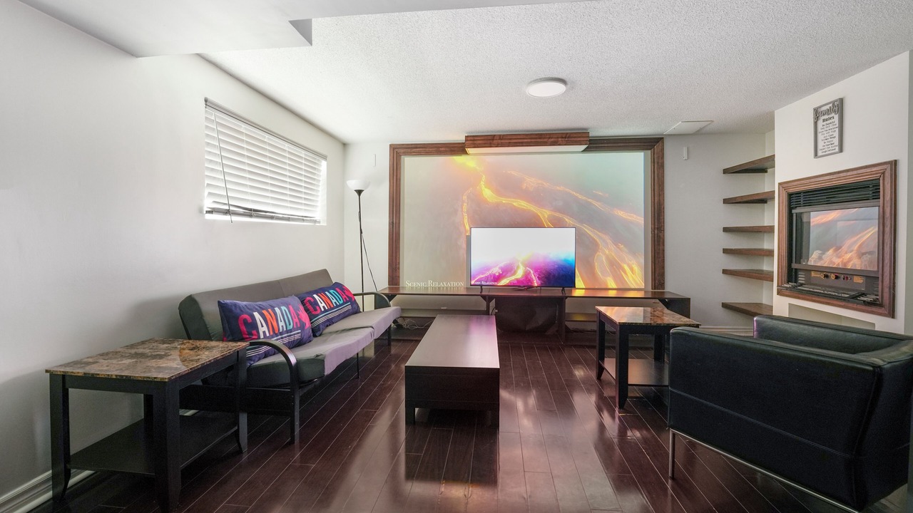 Photo of Livingroom in Richmond Hill