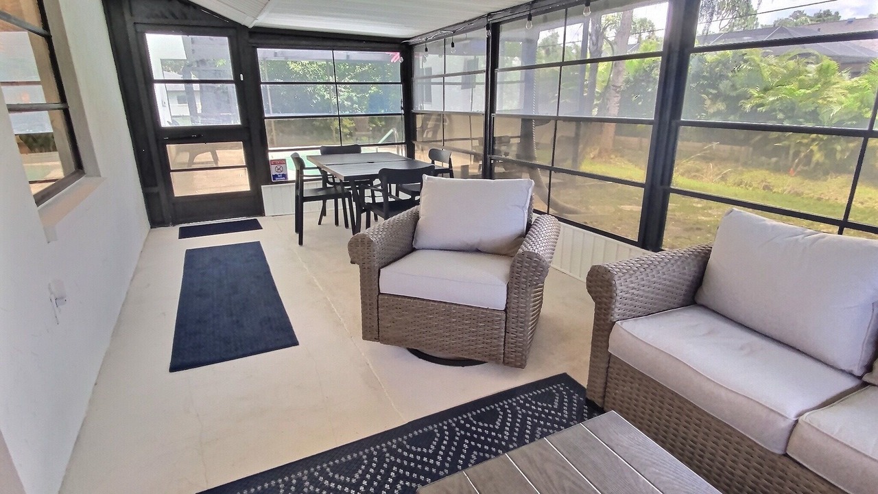 Photo of Livingroom in Venice Gardens