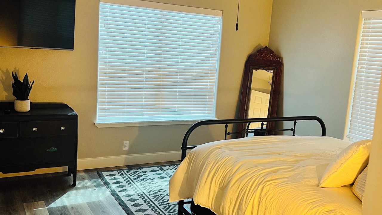 Photo of Bedroom in La Grange