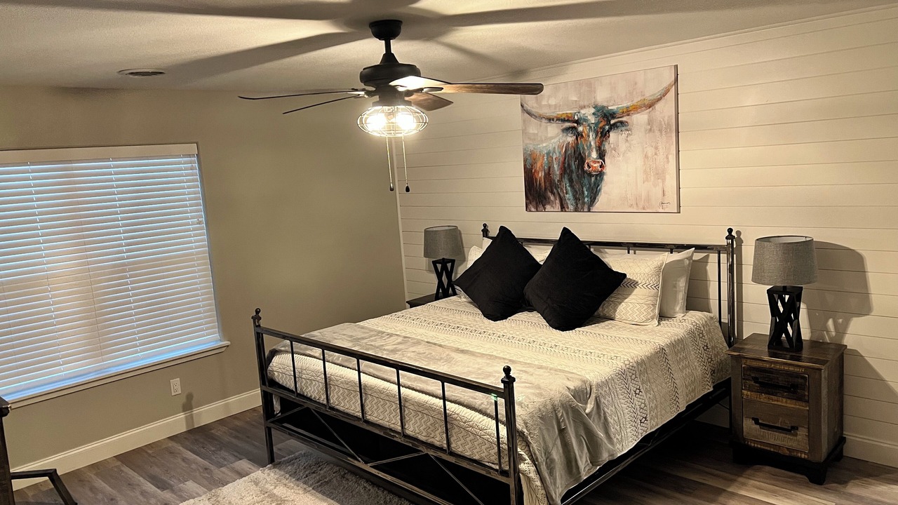 Photo of Bedroom in La Grange