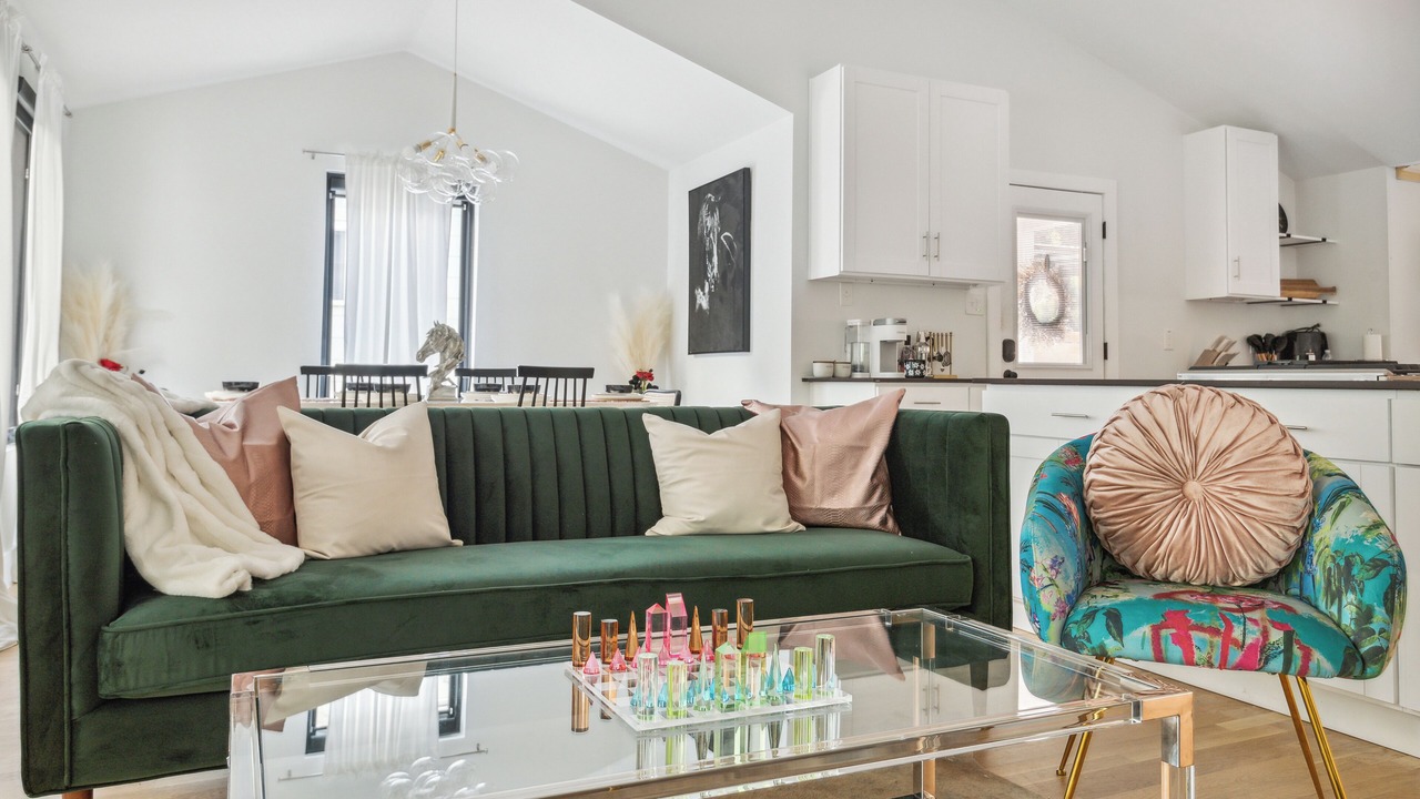 Photo of Livingroom in Cherrywood