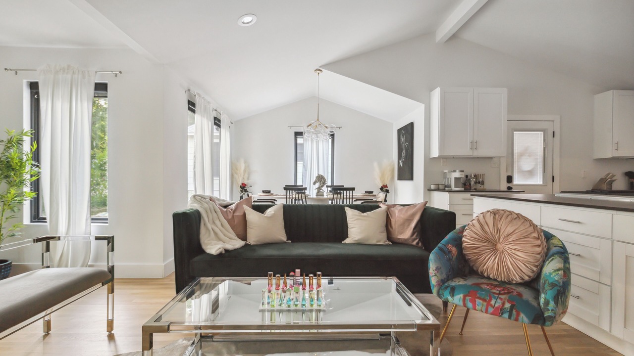 Photo of Livingroom in Cherrywood