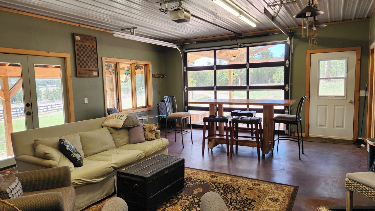 Photo of Livingroom in Sundance