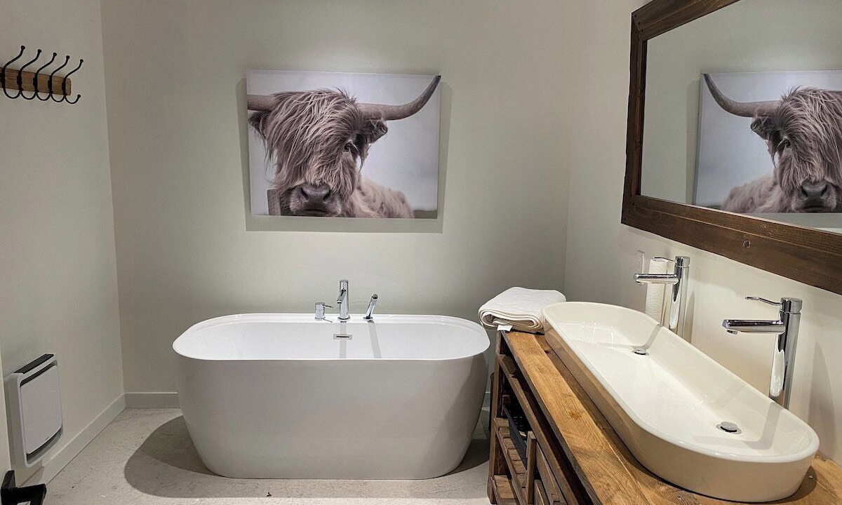 Photo of Bathroom in Mont-Laurier