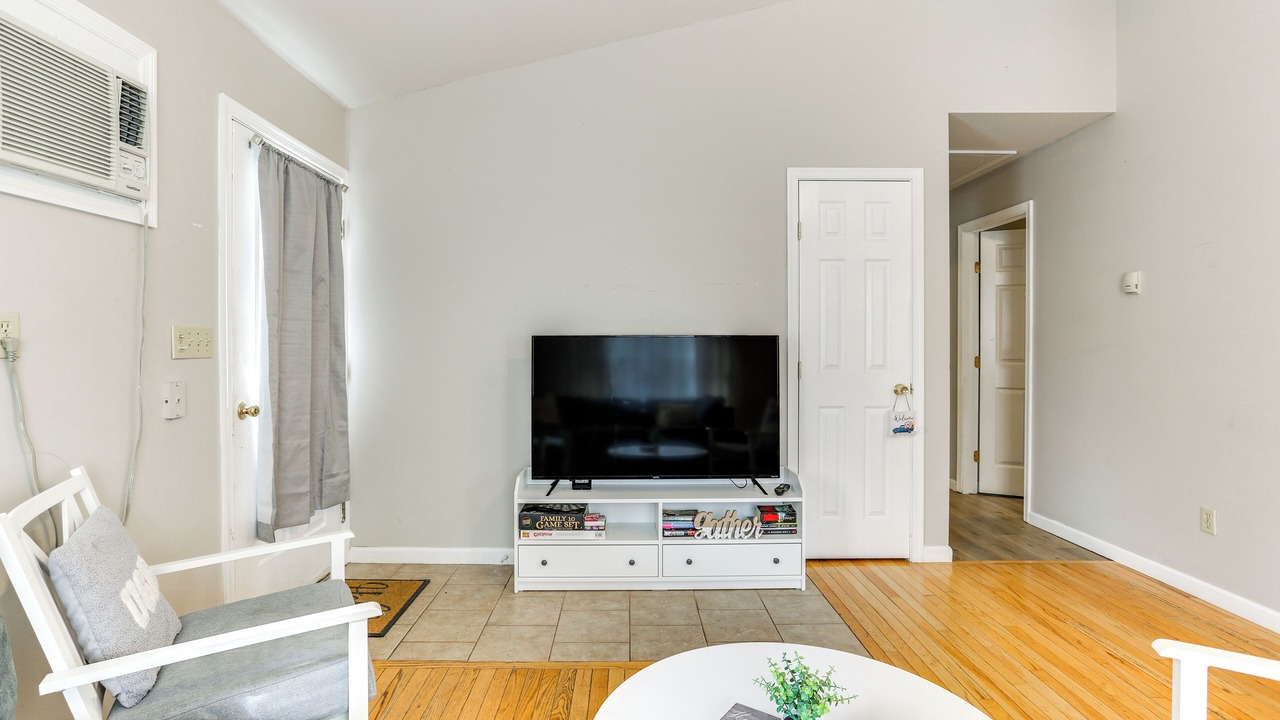 Photo of Livingroom in Dingmans Ferry