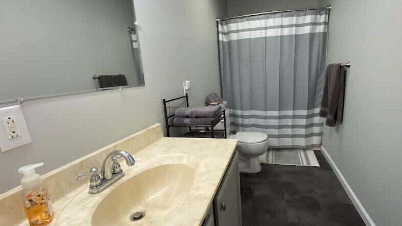 Photo of Bathroom in Sardis
