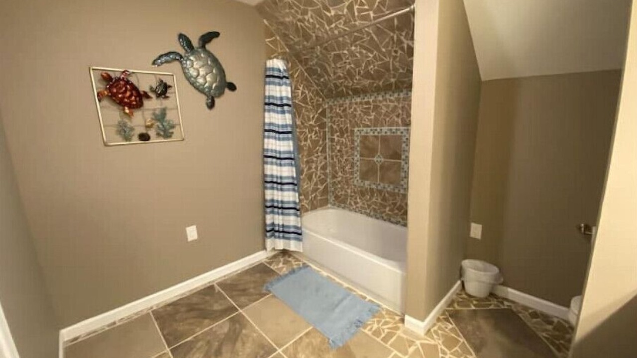 Photo of Bathroom in Sardis