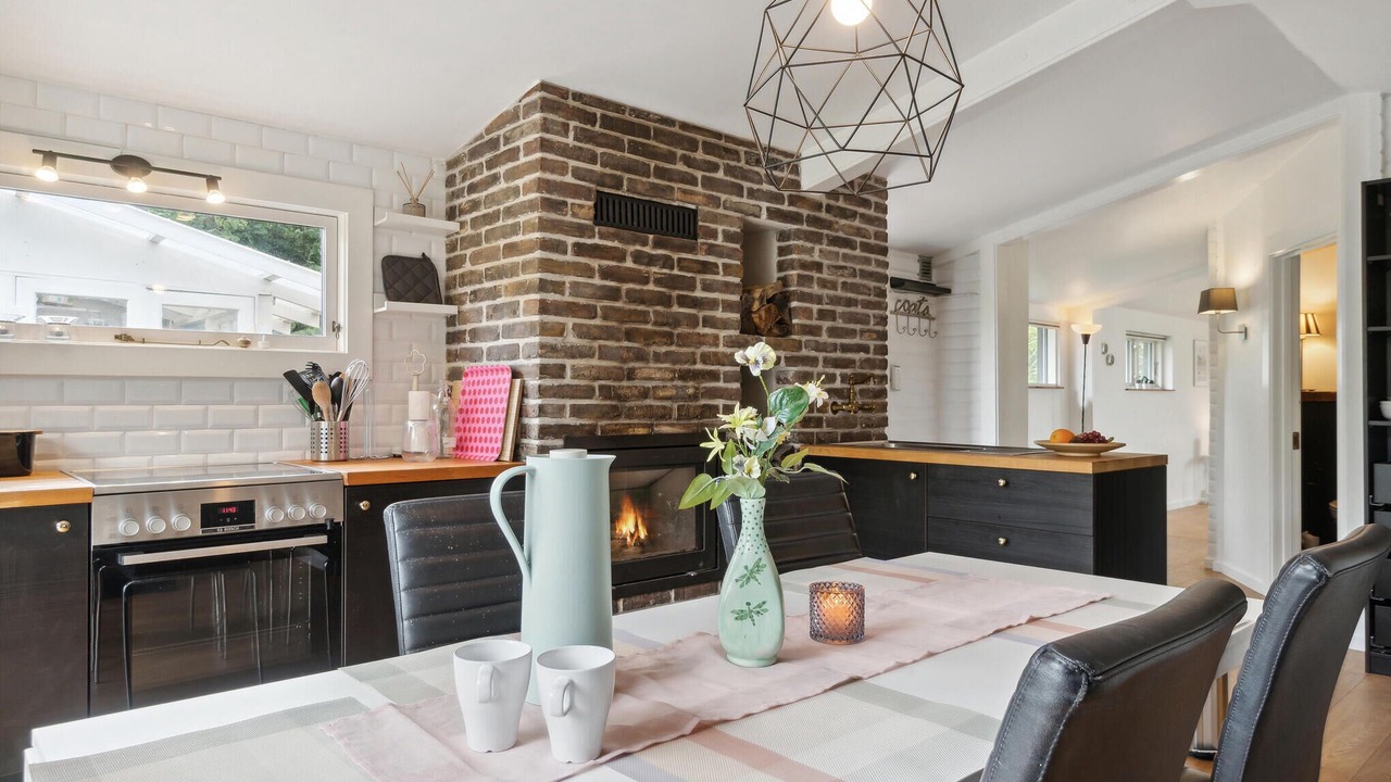 Photo of Others in Jorlunde