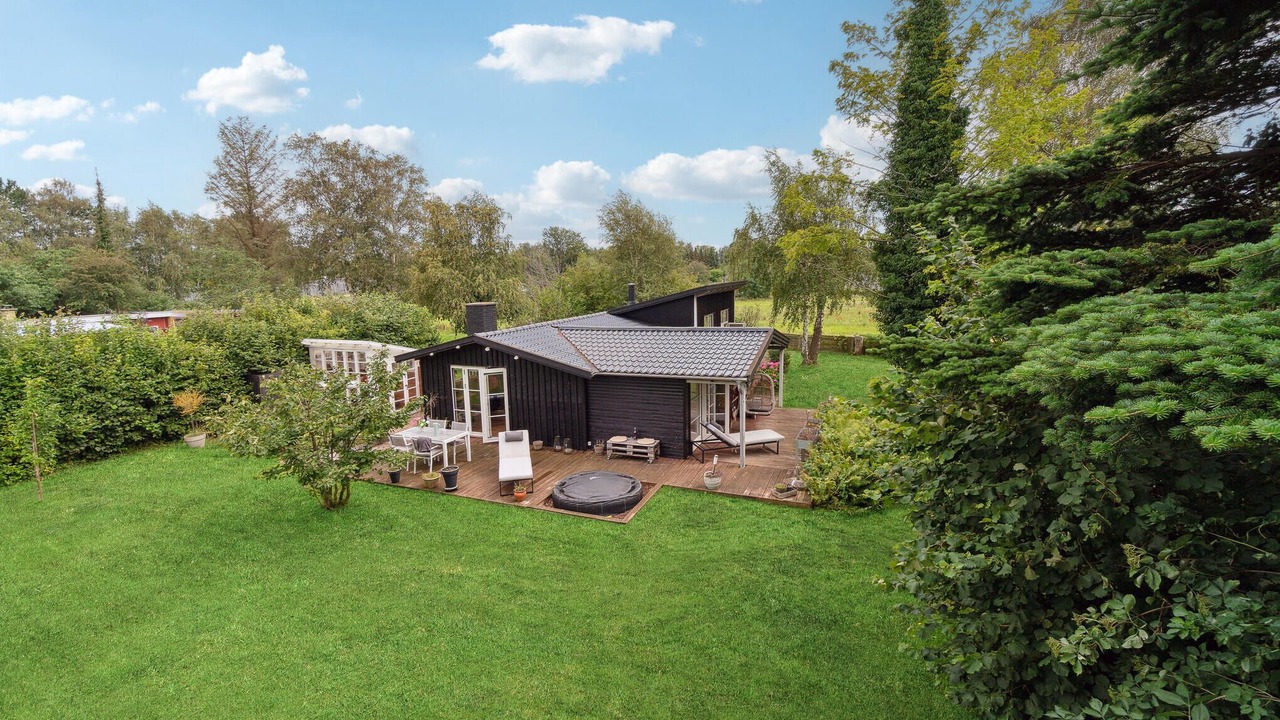 Photo of Others in Jorlunde